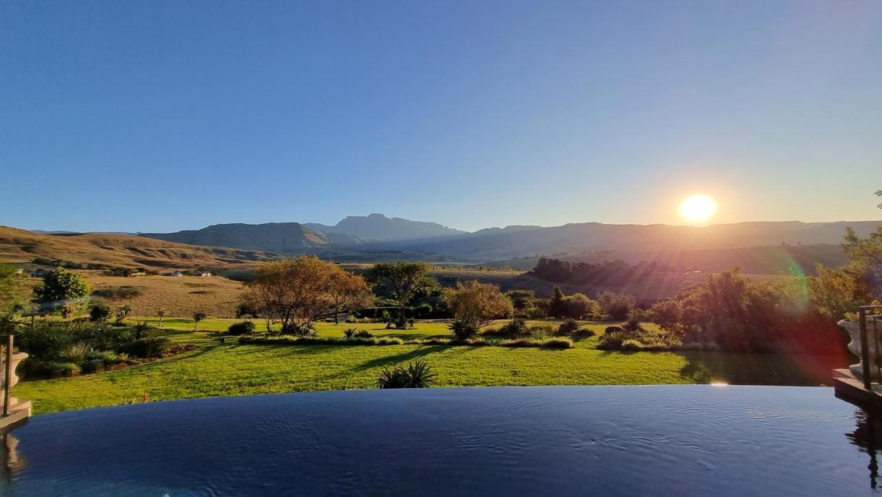 Inkungu Lodge Champagne Valley Eksteriør billede