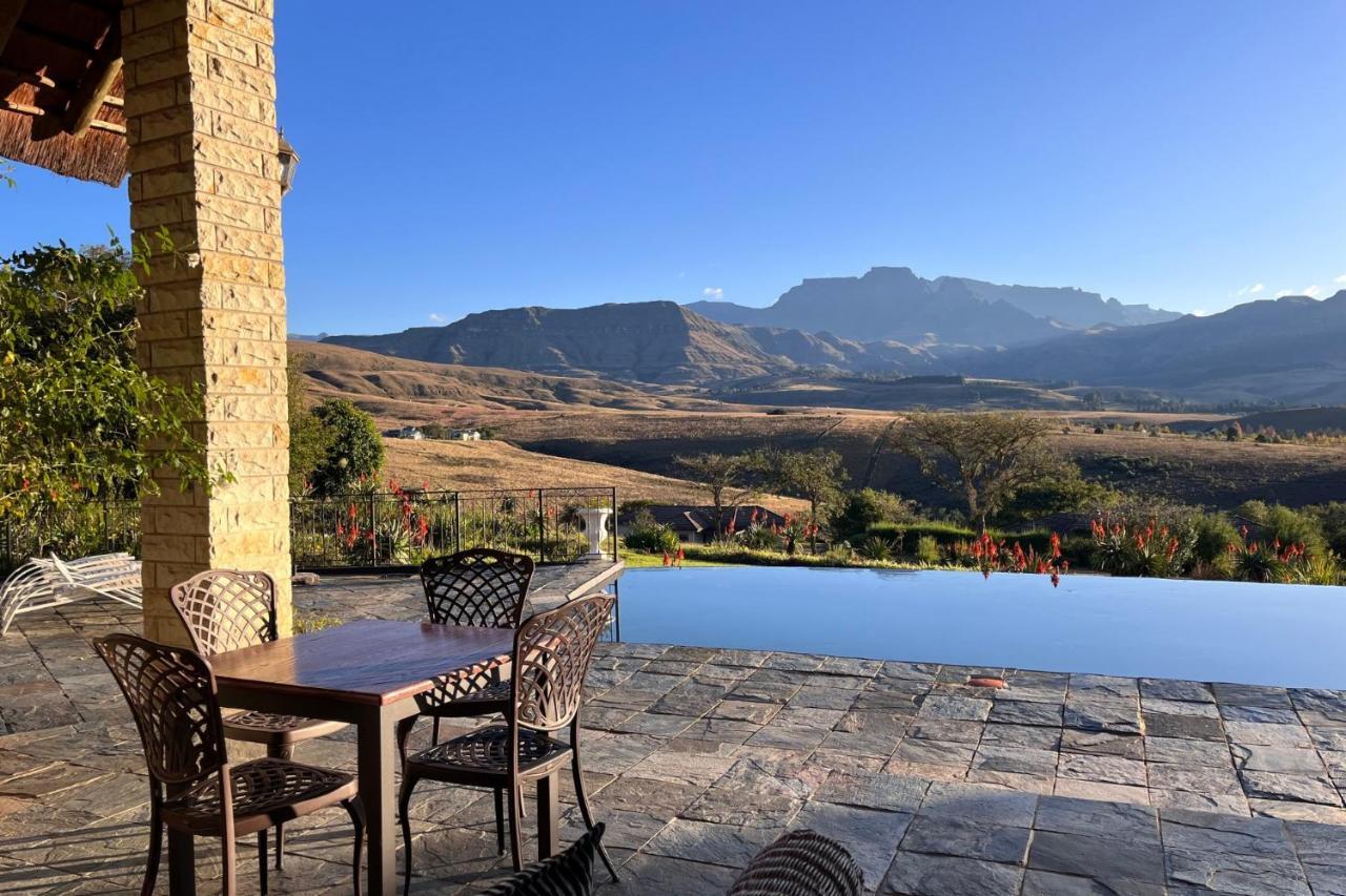 Inkungu Lodge Champagne Valley Eksteriør billede