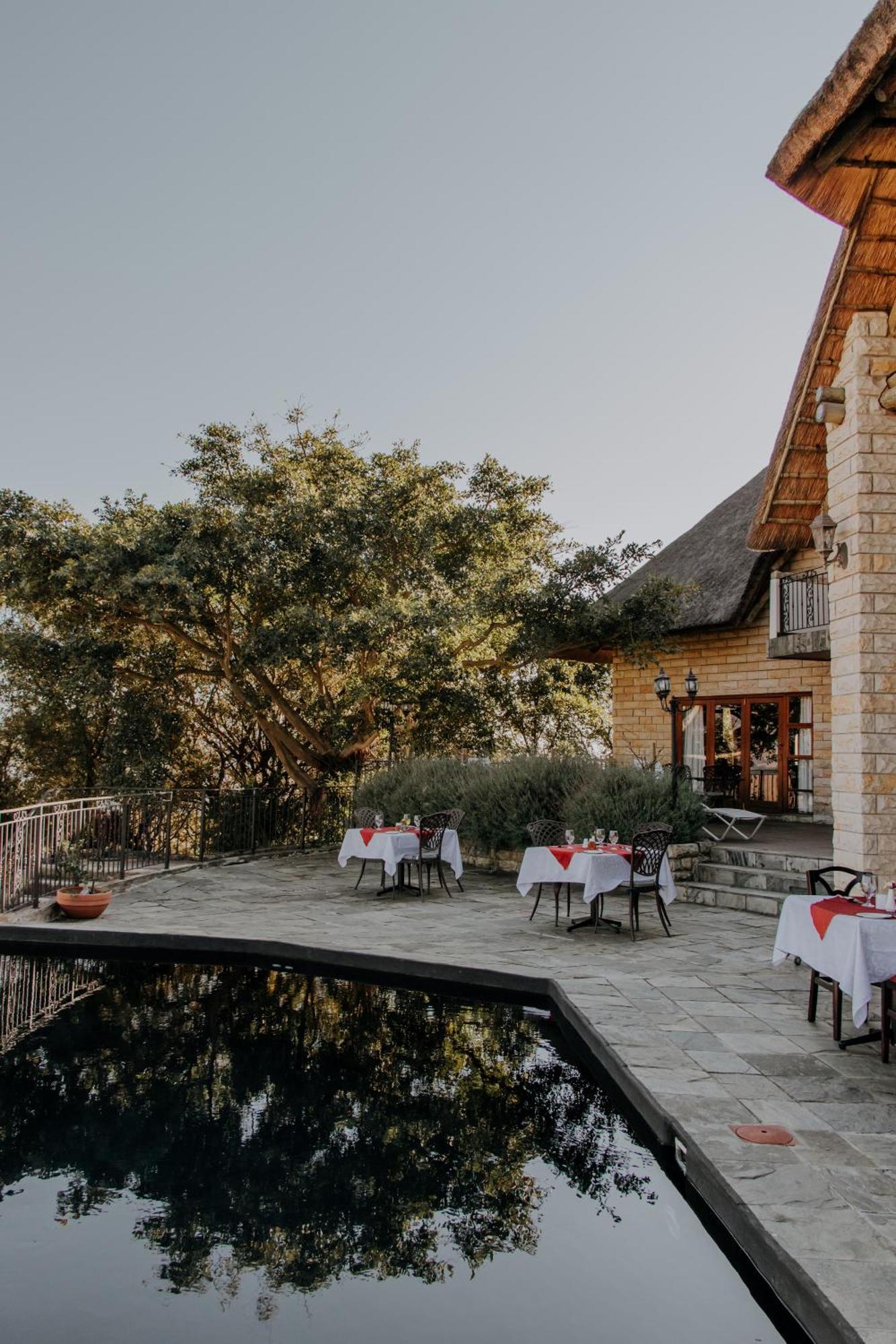Inkungu Lodge Champagne Valley Eksteriør billede