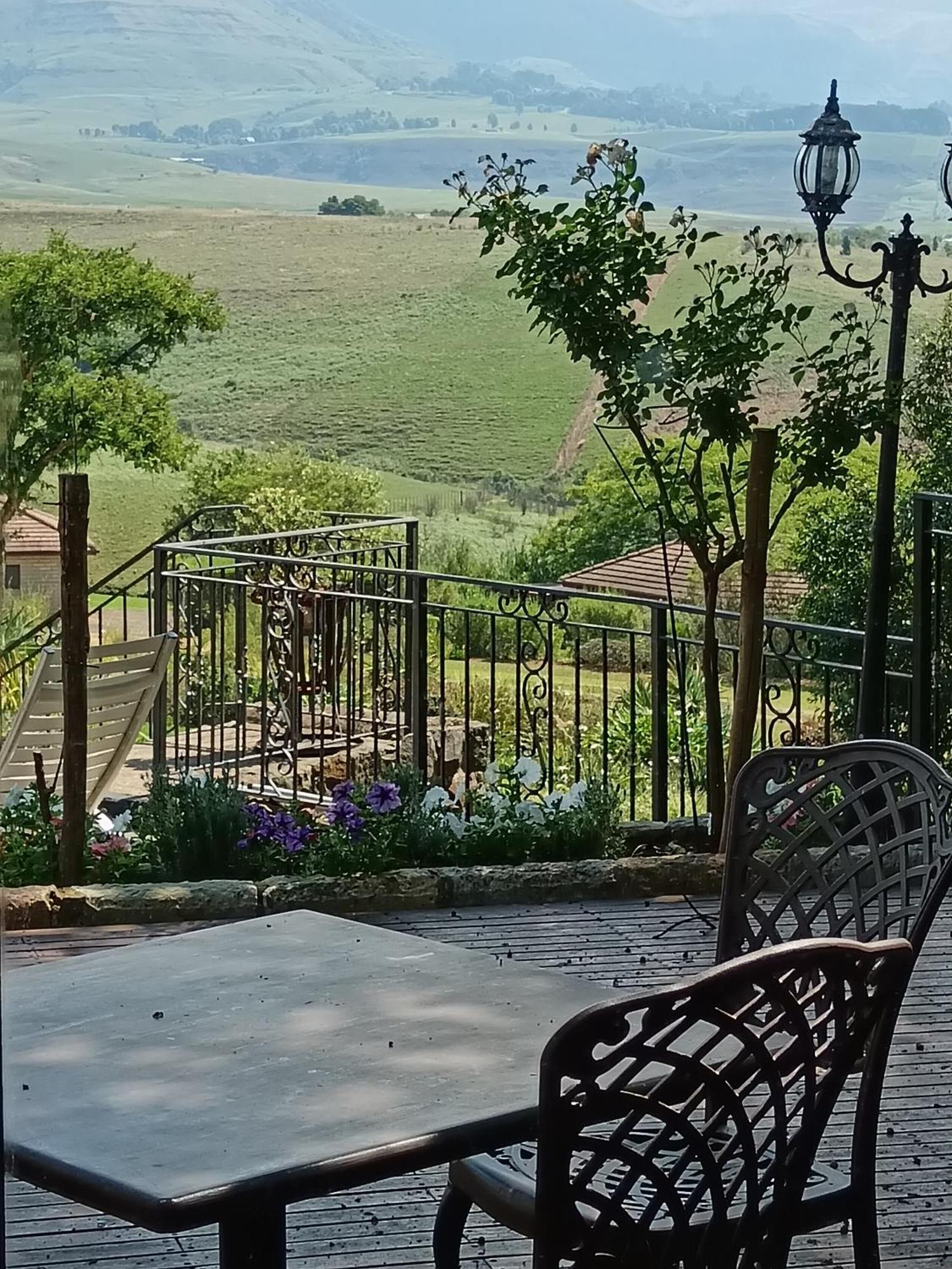 Inkungu Lodge Champagne Valley Eksteriør billede